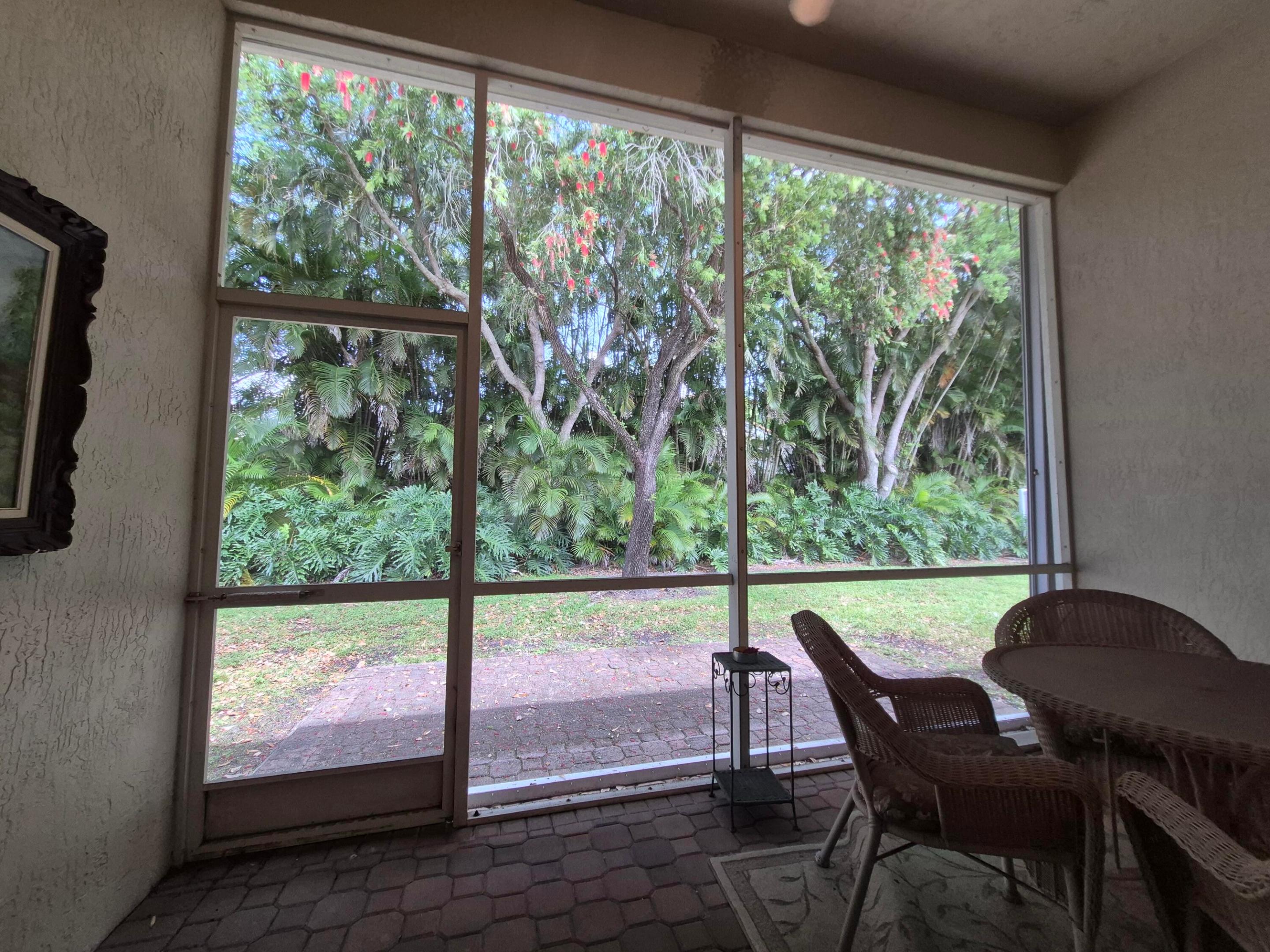 CORAL LAKES 12 - Residential Lease