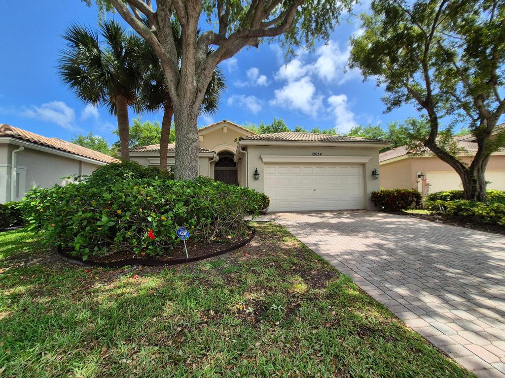 Photo of 12654 Via Ravenna, Boynton Beach, FL 33436 (MLS # B26010892)