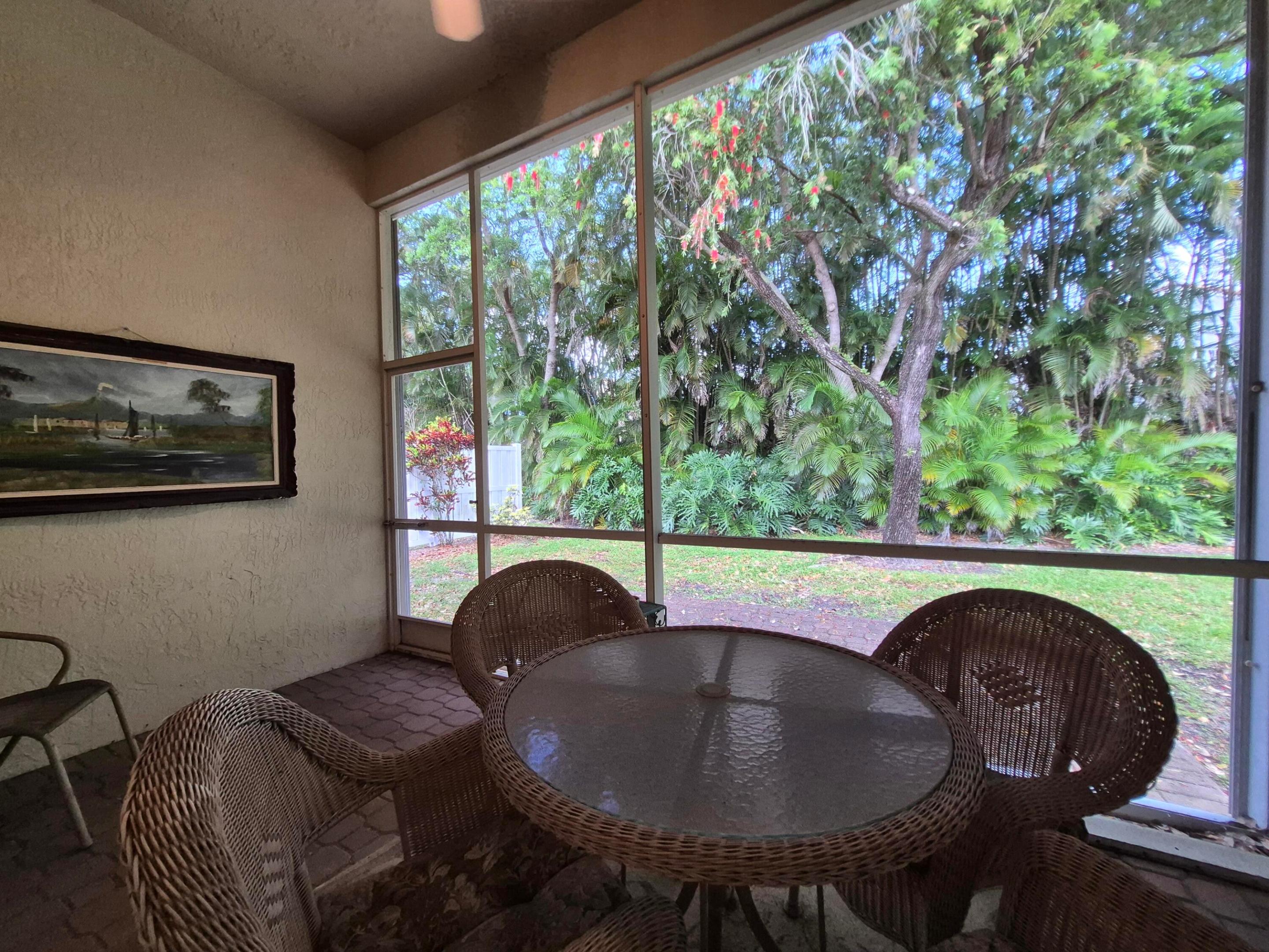 CORAL LAKES 12 - Residential Lease