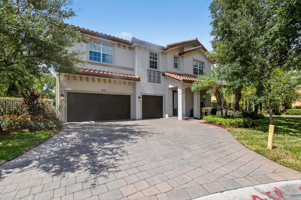 Photo of 4652 Saxon Road, Coconut Creek, FL 33073 (MLS # R11098407)