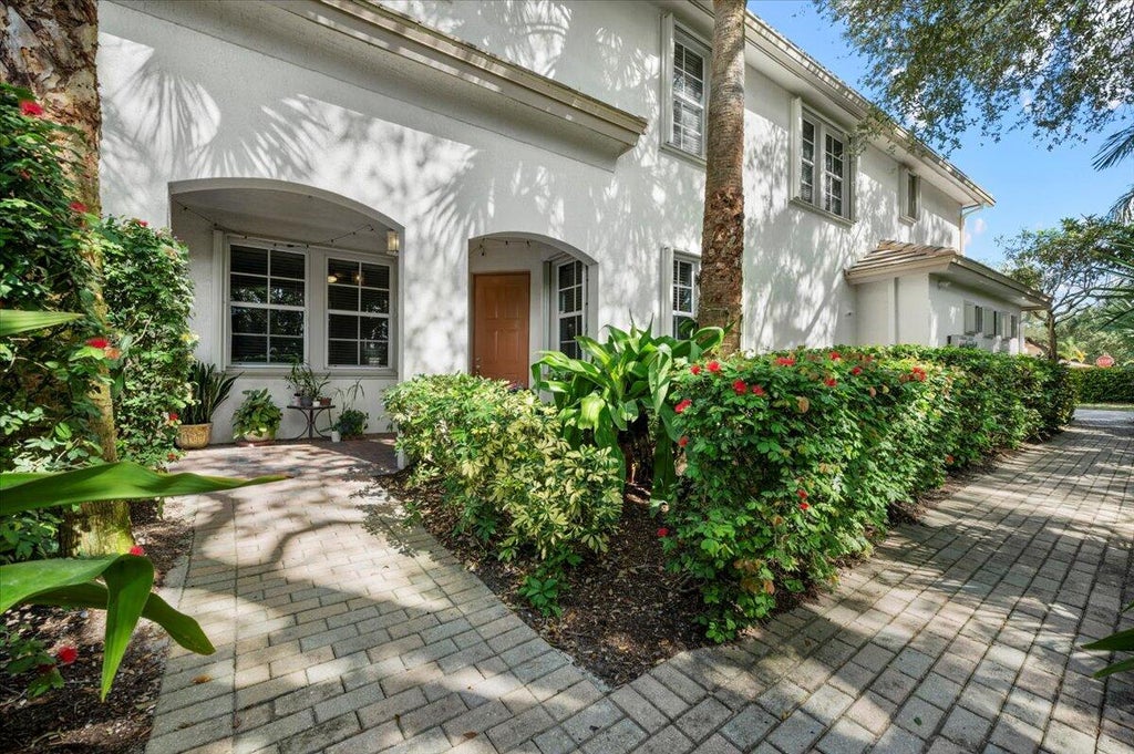 Photo of 104 Evergrene Parkway, Palm Beach Gardens, FL 33410 (MLS # R11037911)