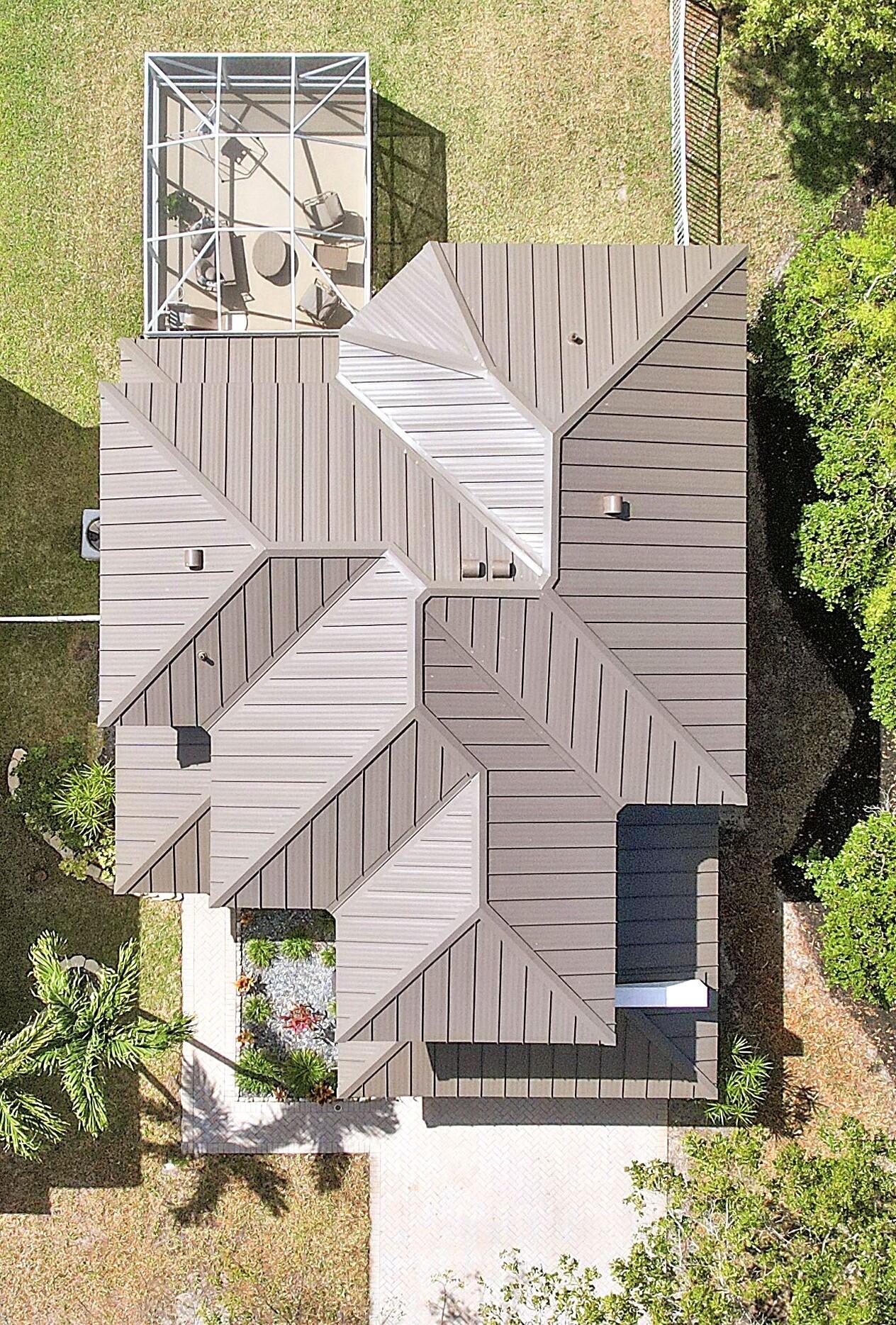 COCONUT POINT - Residential