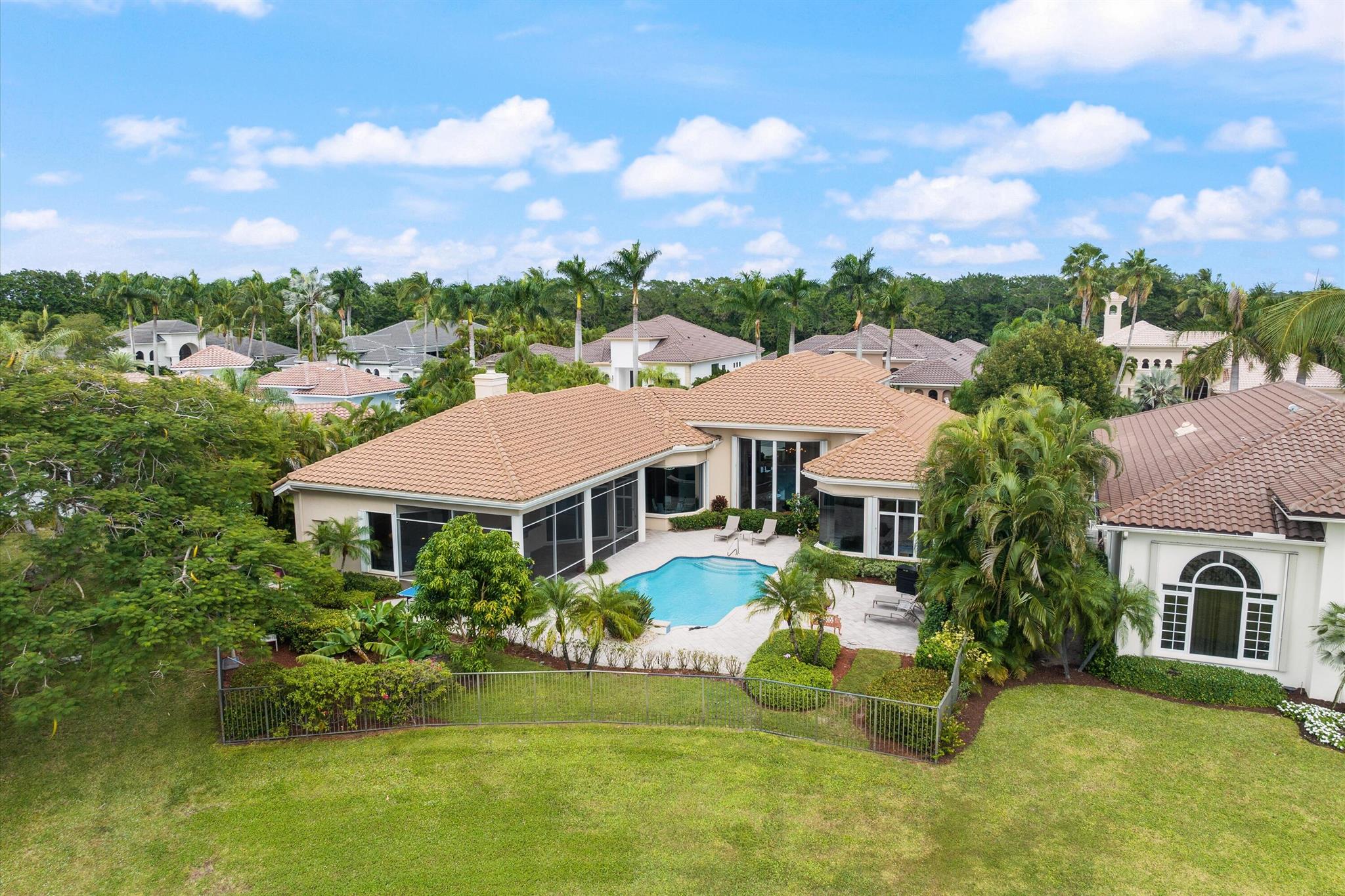 VINTAGE OAKS / POLO CLUB - Residential