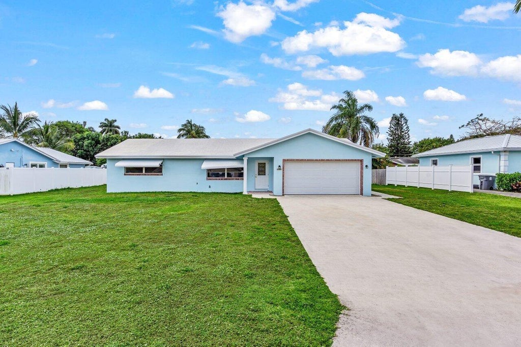 Photo of 4588 Brady Boulevard, Delray Beach, FL 33445 (MLS # R11080407)
