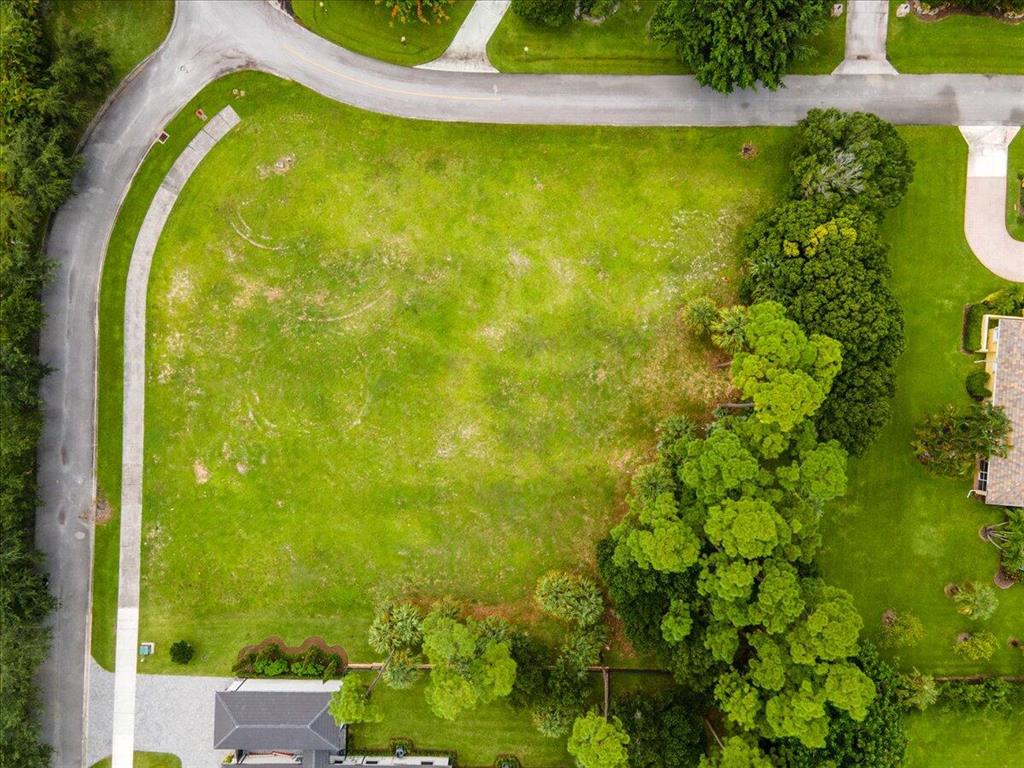 BANYAN LAKES 2 - Land