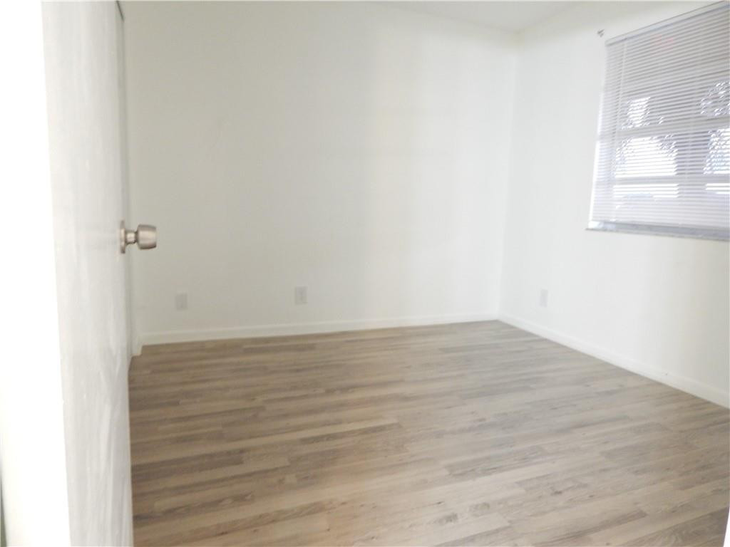 LAKEWOOD VILLAGE CONDO - Residential Lease