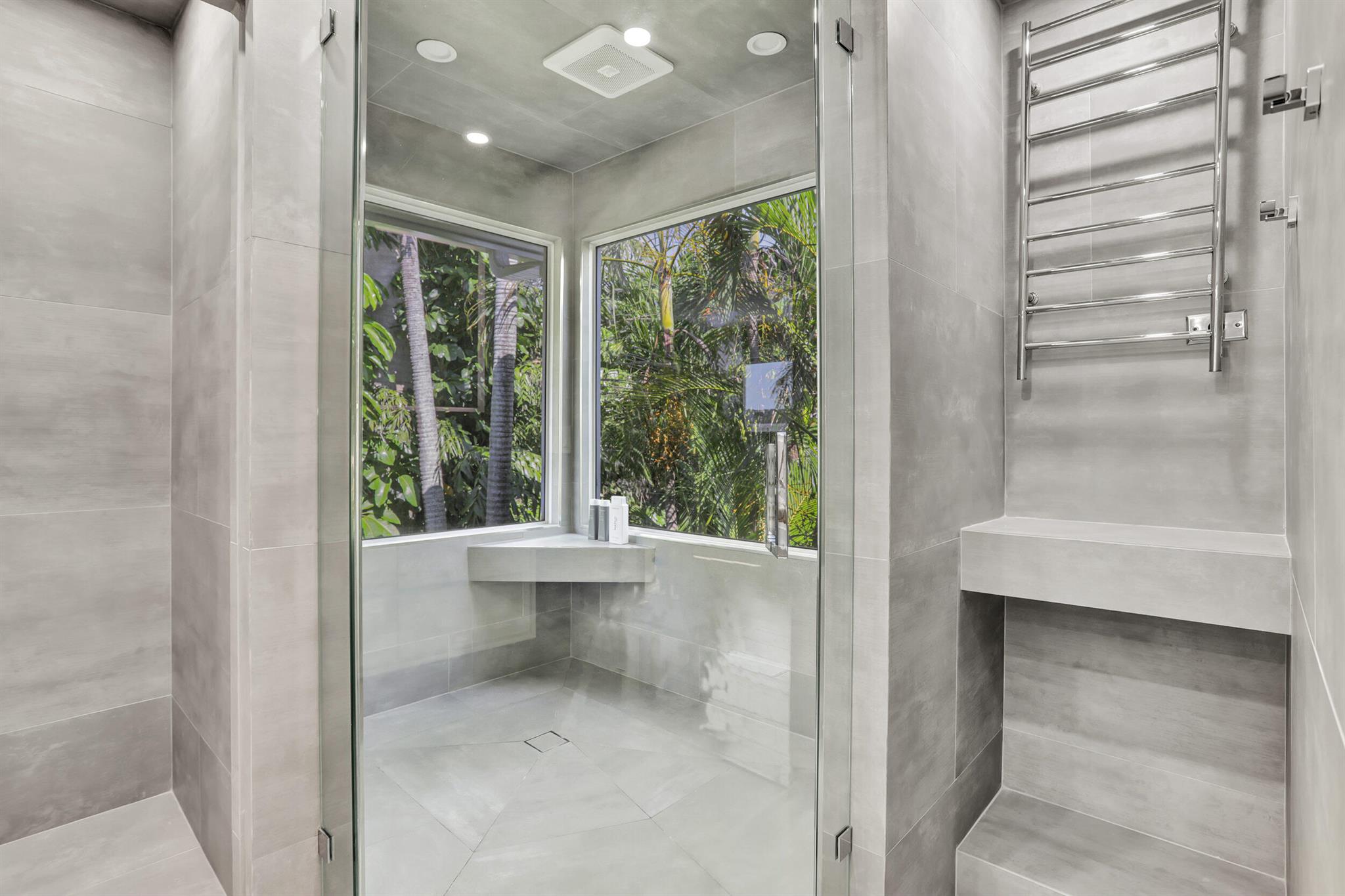 BLUE INLET - Residential