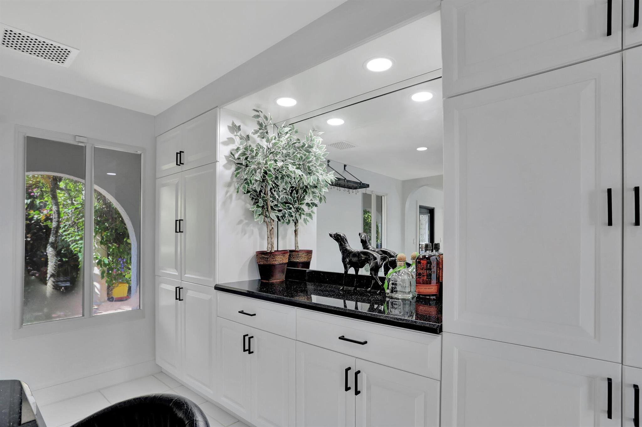 BLUE INLET - Residential