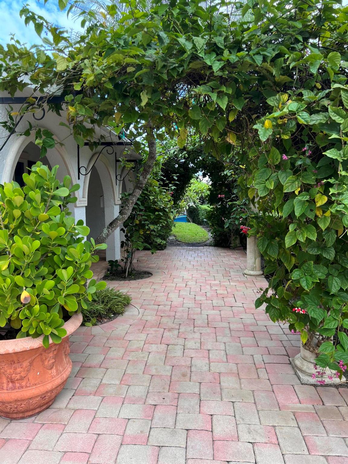 BLUE INLET - Residential