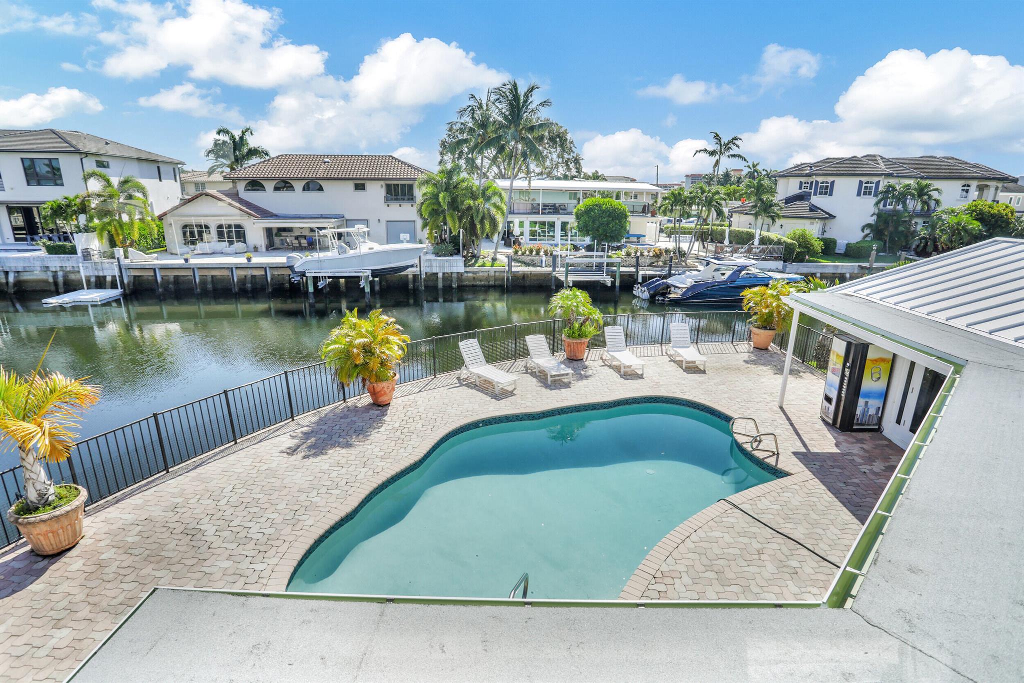 BLUE INLET - Residential