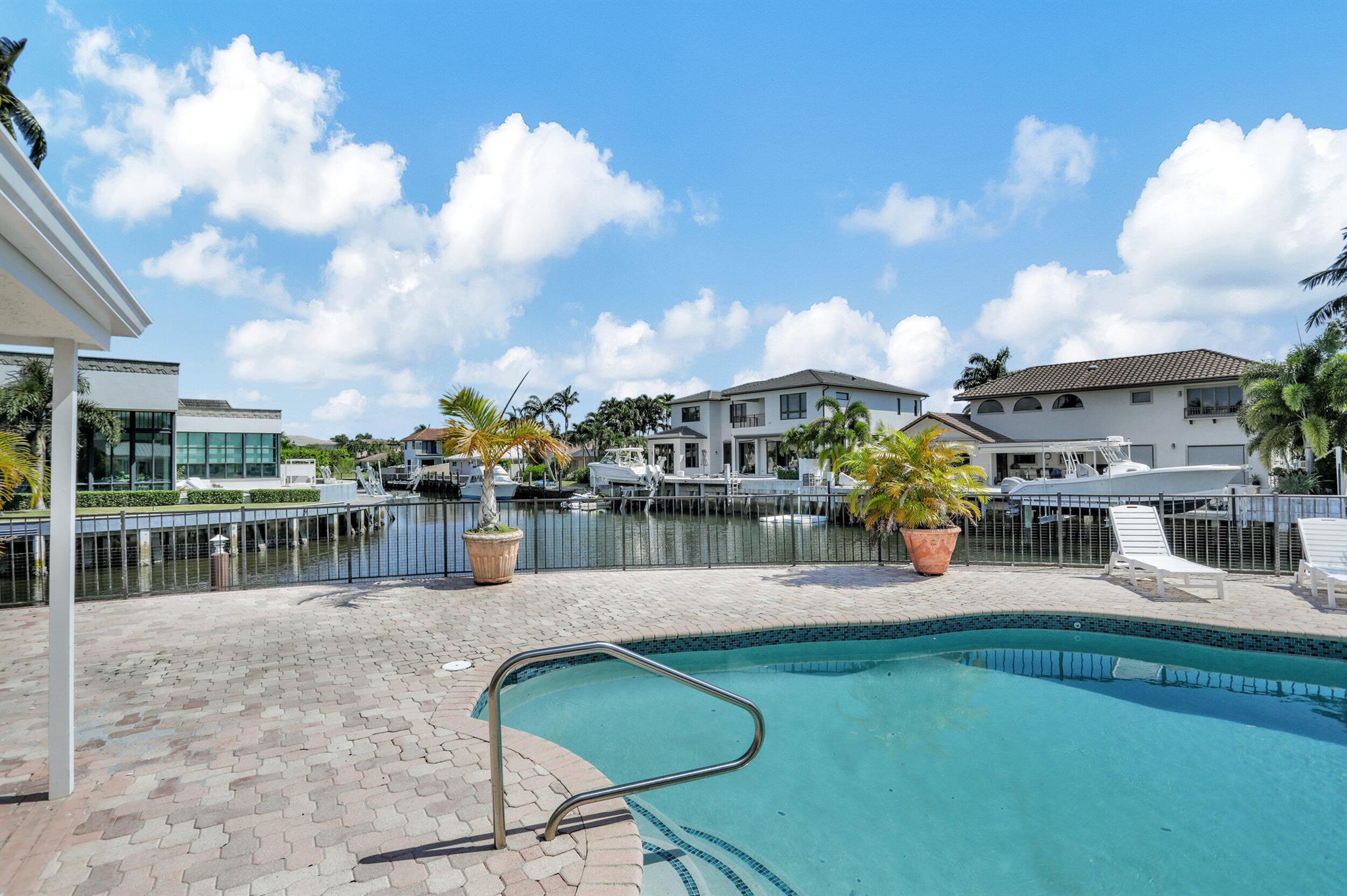 BLUE INLET - Residential