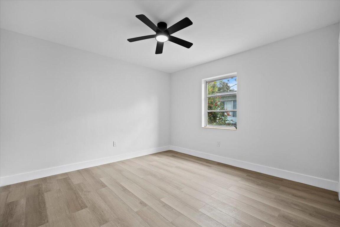 LAKE WORTH TOWN OF - Residential Income