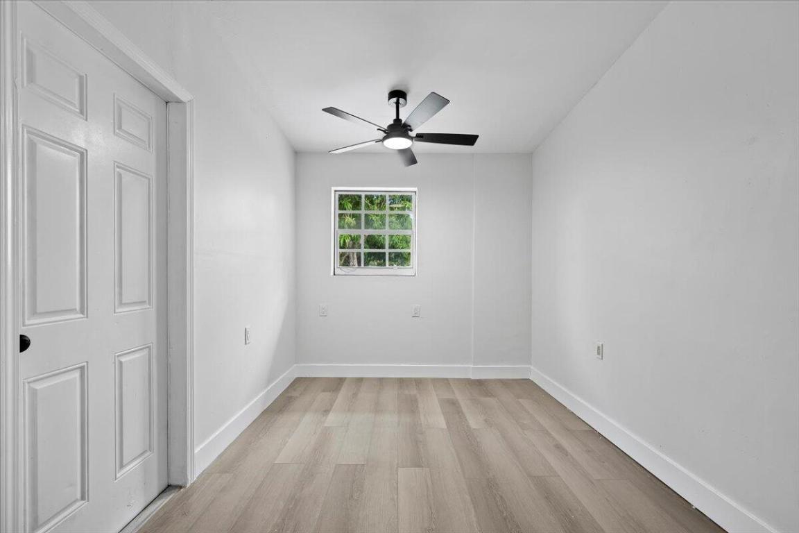 LAKE WORTH TOWN OF - Residential Income