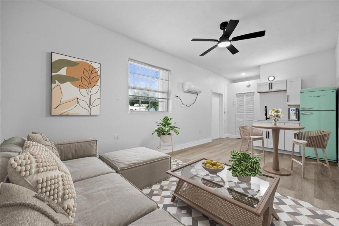 LAKE WORTH TOWN OF - Residential Income