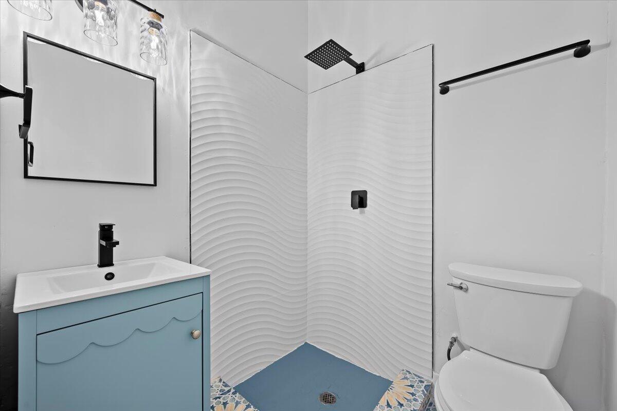 LAKE WORTH TOWN OF - Residential Income