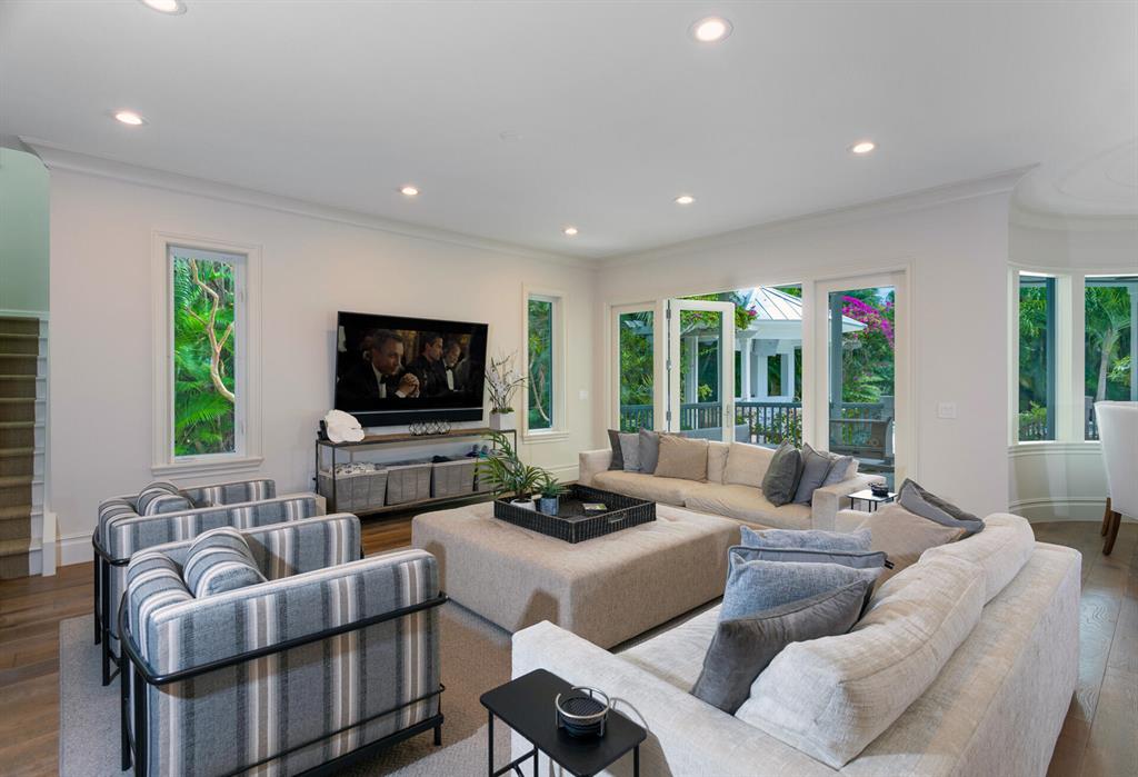 SEAGATE SEC B - Residential