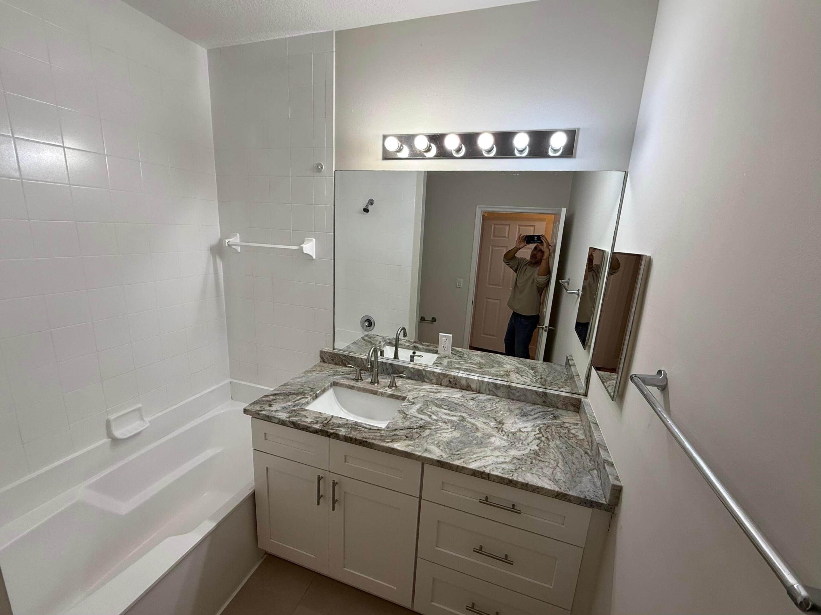 ROSEMONT CONDO - Residential Lease