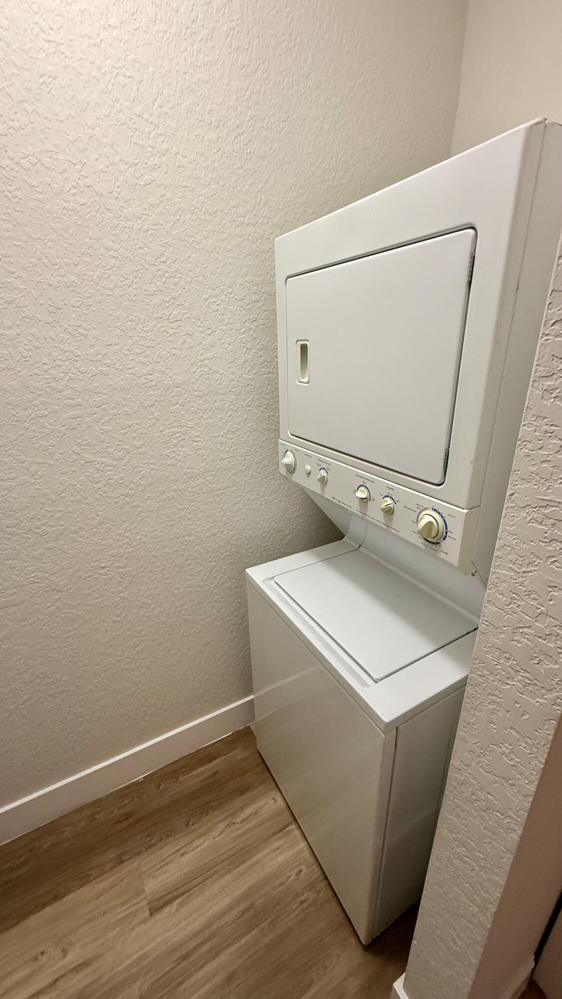 ROSEMONT CONDO - Residential Lease