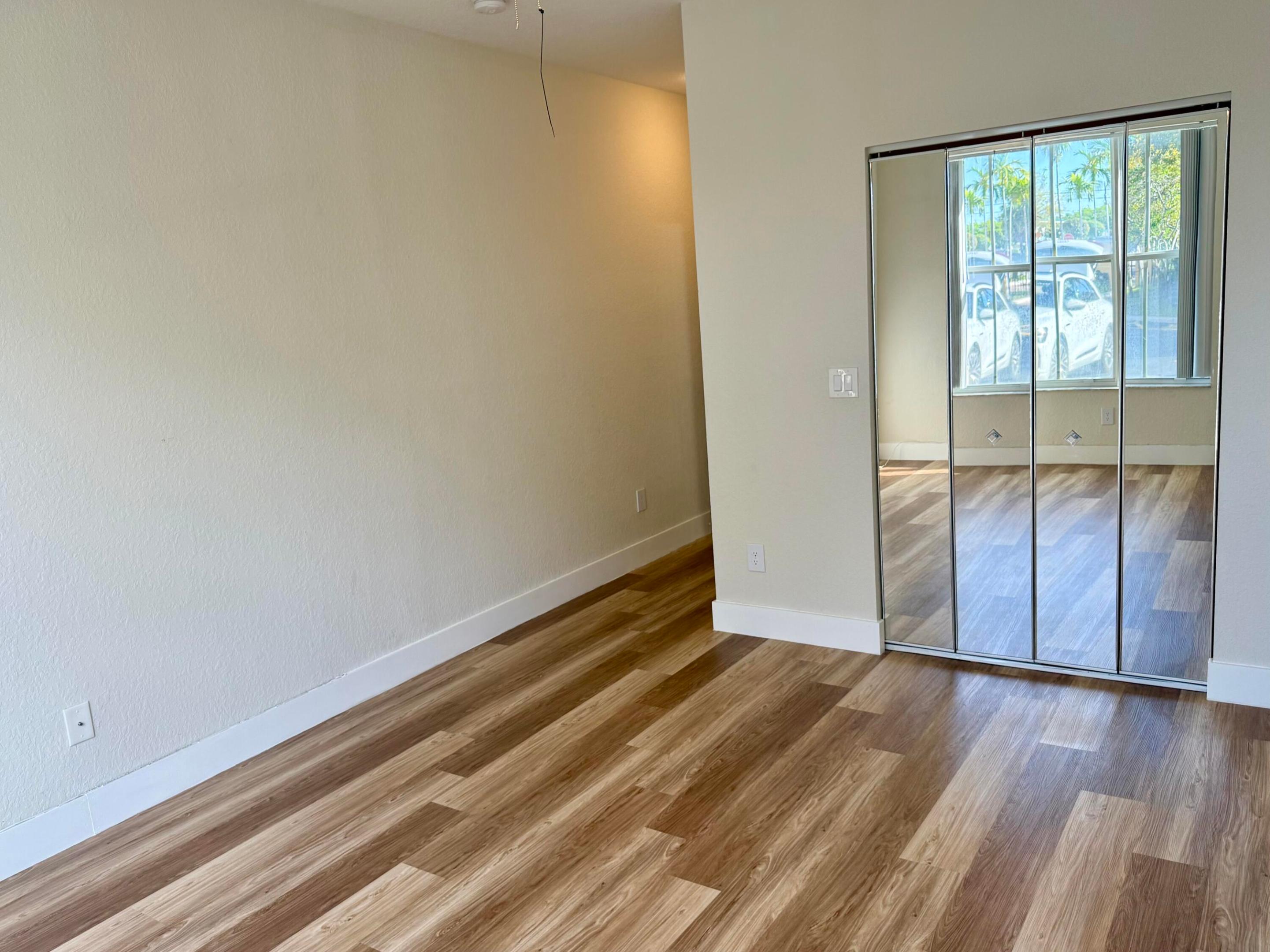 ROSEMONT CONDO - Residential Lease