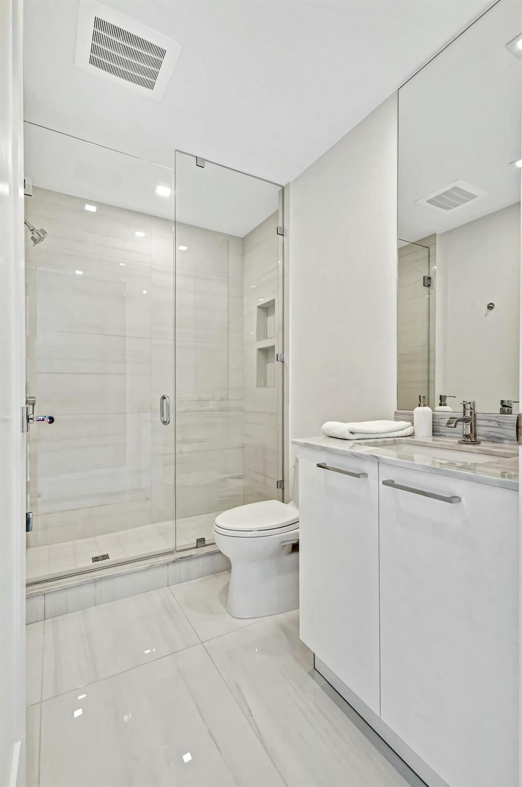 5000 NORTH OCEAN - Residential