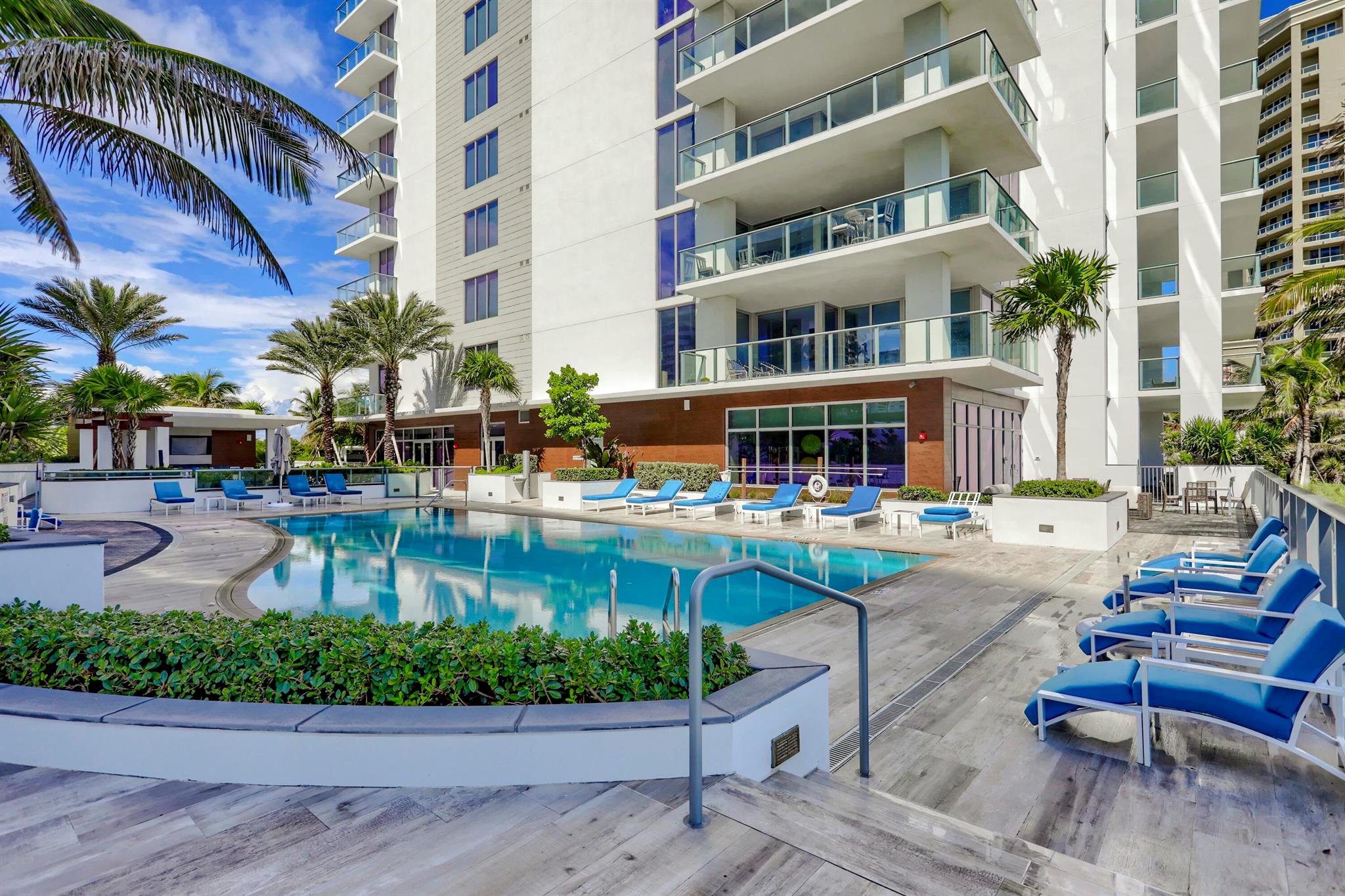 5000 NORTH OCEAN - Residential