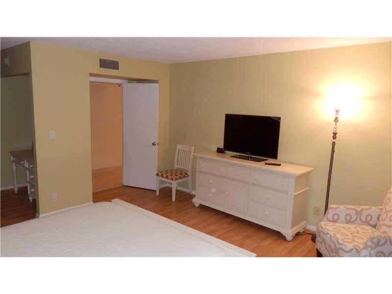 SEA RANCH CLUB C - Residential