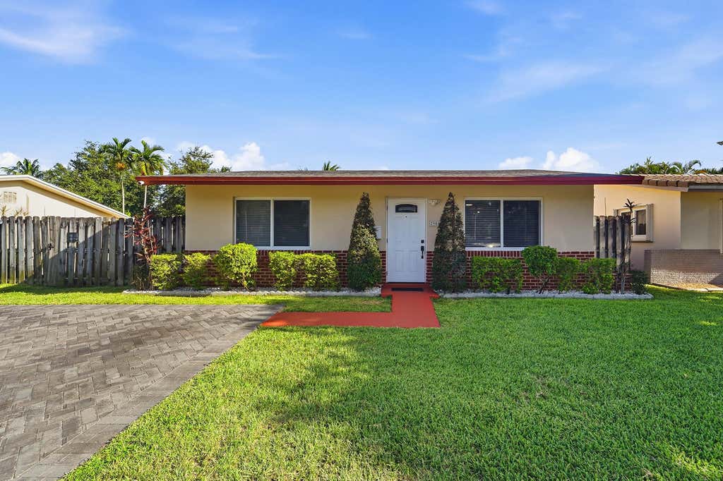 Photo of 2908 NW 48TH Street, Tamarac, FL 33309 (MLS # B26068856)