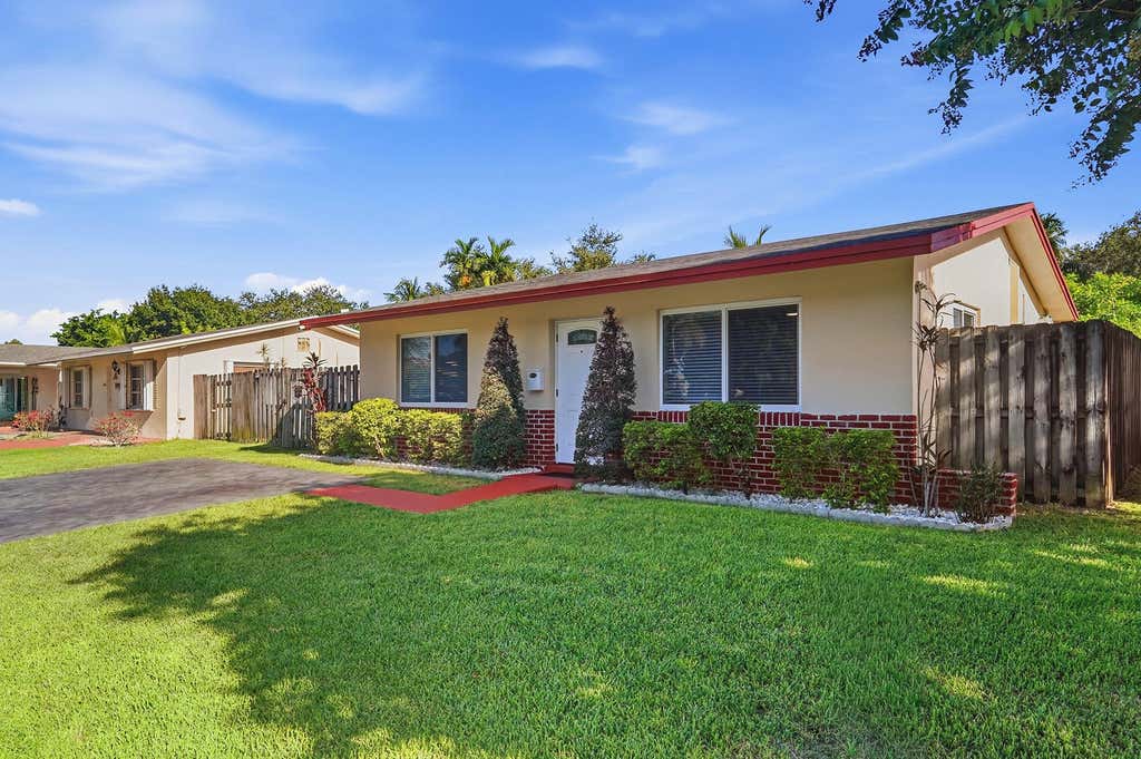 Photo of 2908 NW 48TH Street, Tamarac, FL 33309 (MLS # B26068856)