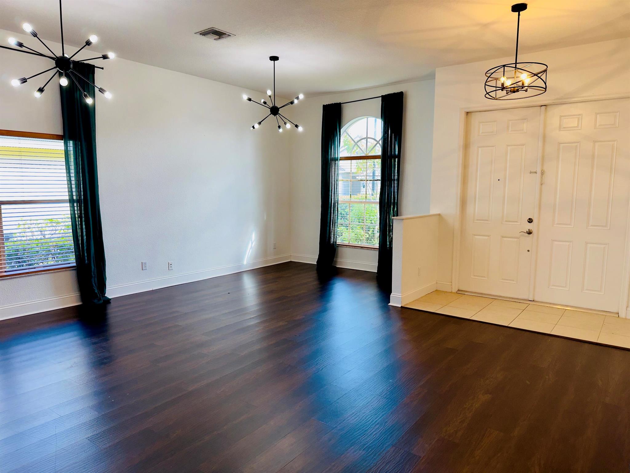 TRADITION PLAT NO 29 - Residential Lease