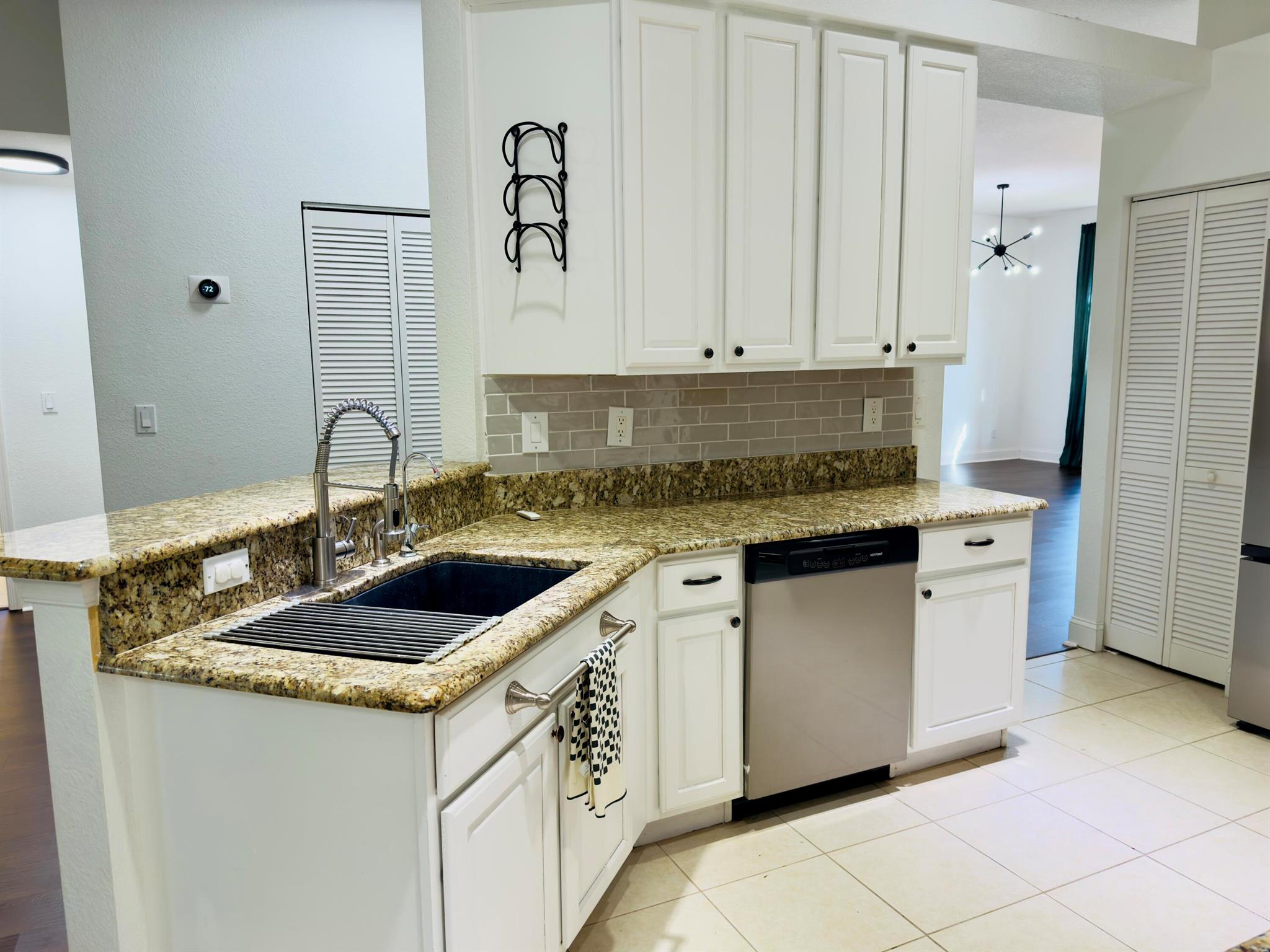 TRADITION PLAT NO 29 - Residential Lease