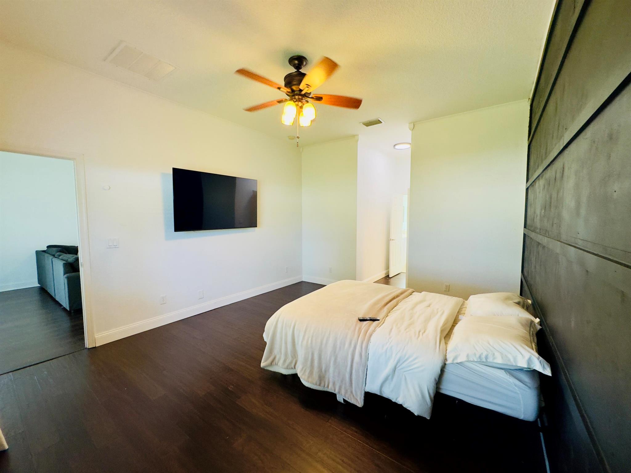 TRADITION PLAT NO 29 - Residential Lease