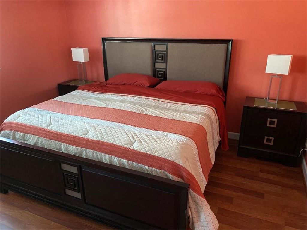 Townhouse Shores Condo - Residential