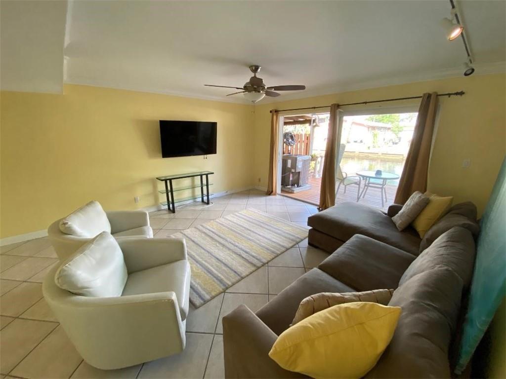 Townhouse Shores Condo - Residential