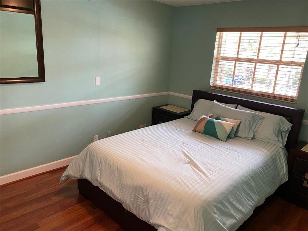 Townhouse Shores Condo - Residential