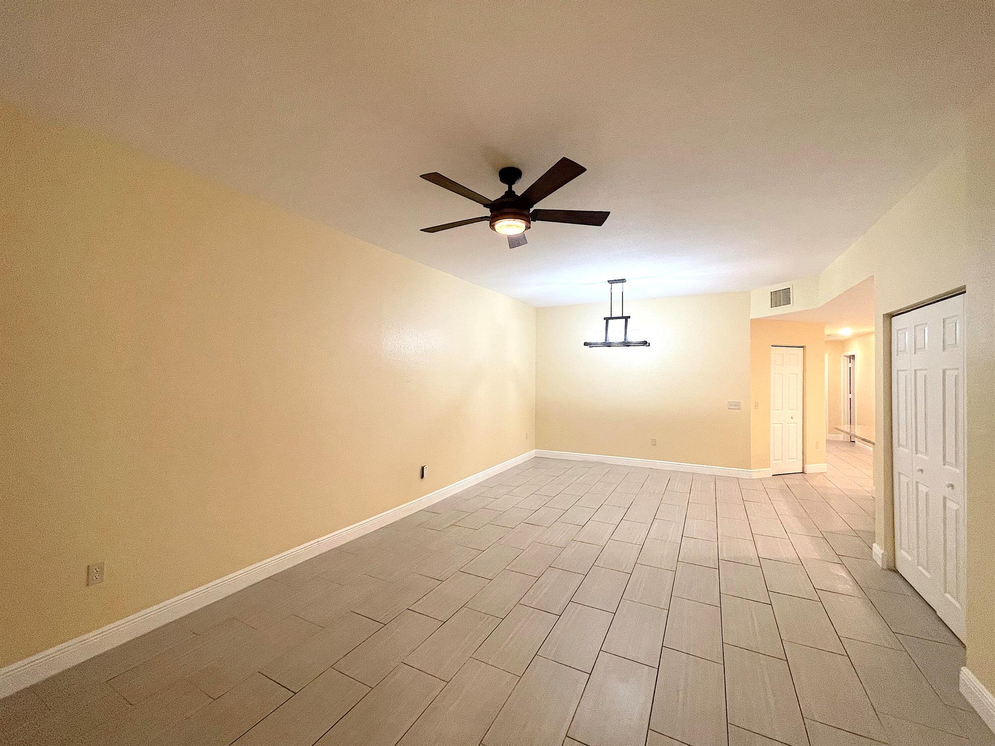 THE LAKES AT THE SAVANNAH - Residential