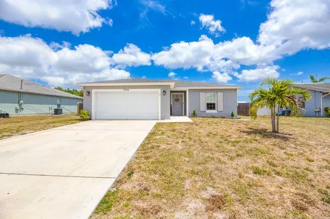 1709 SW Monterrey Lane, Port St Lucie, FL MLS: R11084989