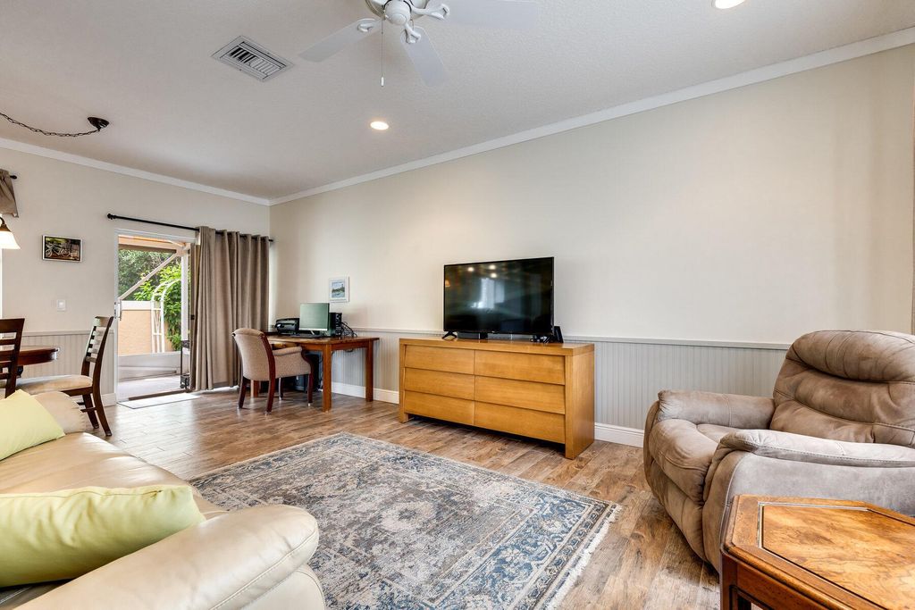 Photo of 269 Laurel Oaks Way, Jupiter, FL 33458 (MLS # R11009852)