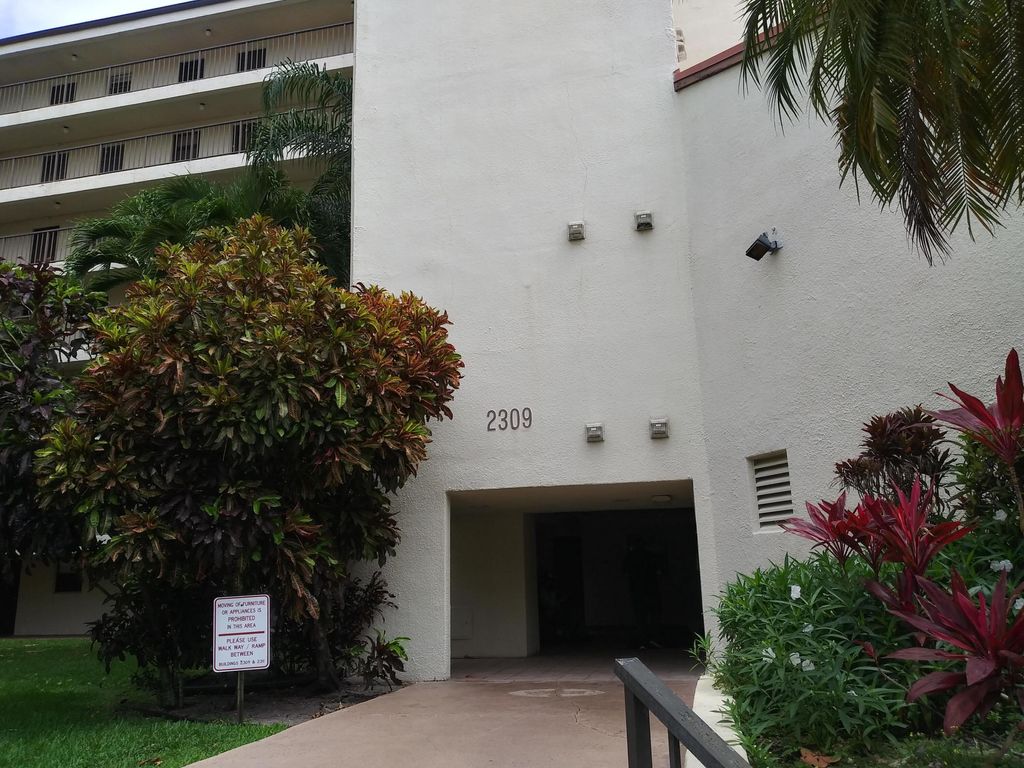 Photo of 2309 S Cypress Bend Drive #714c, Pompano Beach, FL 33069 (MLS # B26020159)