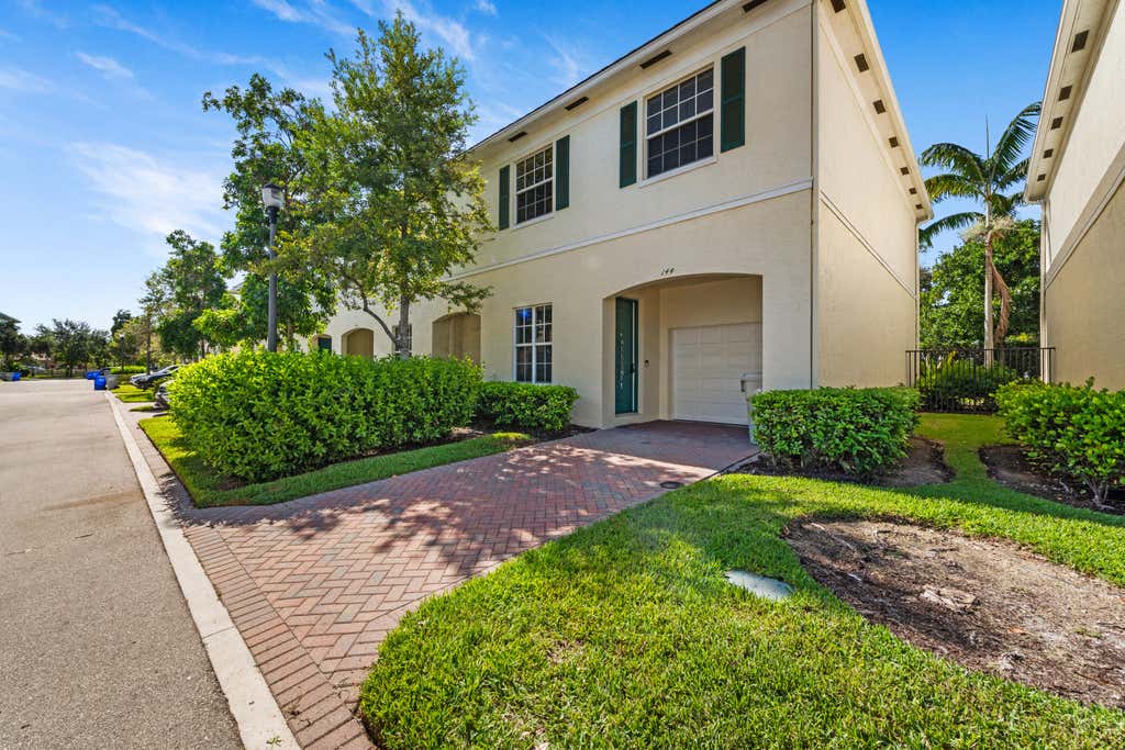 Photo of 144 SW 7th Court, Pompano Beach, FL 33060 (MLS # B26066699)