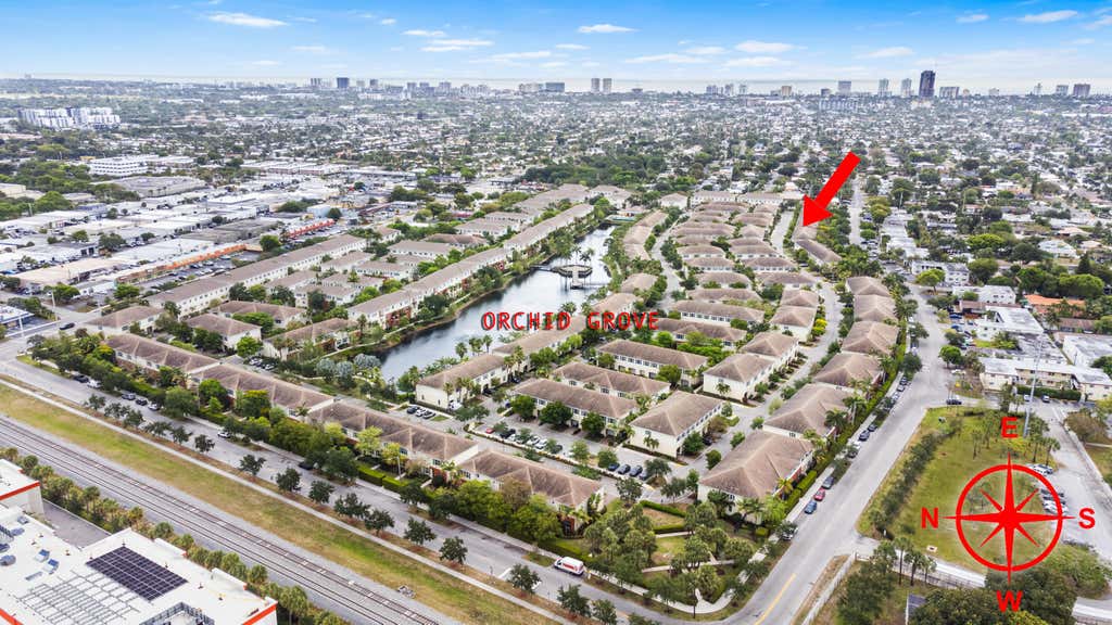 Photo of 144 SW 7th Court, Pompano Beach, FL 33060 (MLS # B26066699)