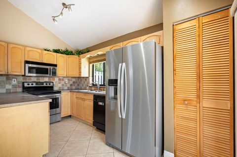 Tiny photo for 620 Commodore Drive, Plantation, FL 33325 (MLS # B26011947)