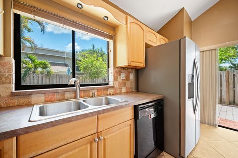 Tiny photo for 620 Commodore Drive, Plantation, FL 33325 (MLS # B26011947)