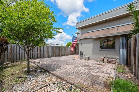 Tiny photo for 620 Commodore Drive, Plantation, FL 33325 (MLS # B26011947)