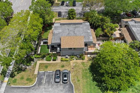 Tiny photo for 620 Commodore Drive, Plantation, FL 33325 (MLS # B26011947)
