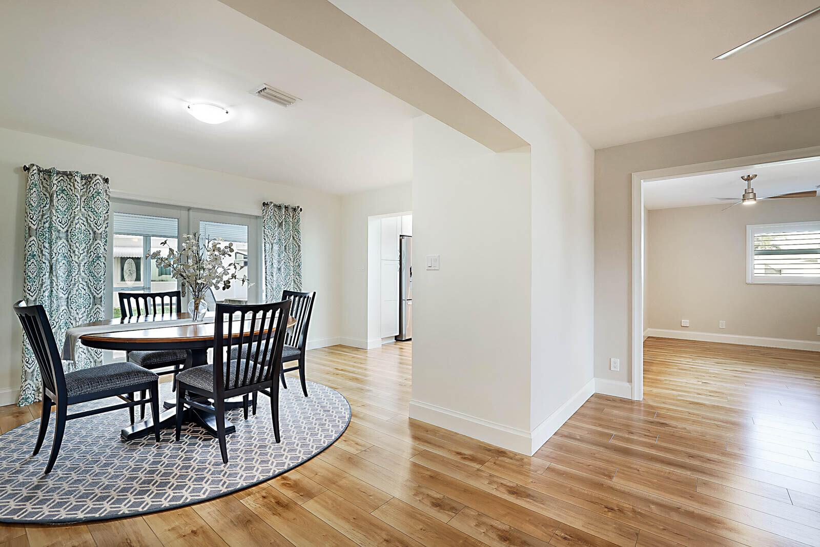 PALM BEACH LEISUREVILLE SEC 3 - Residential