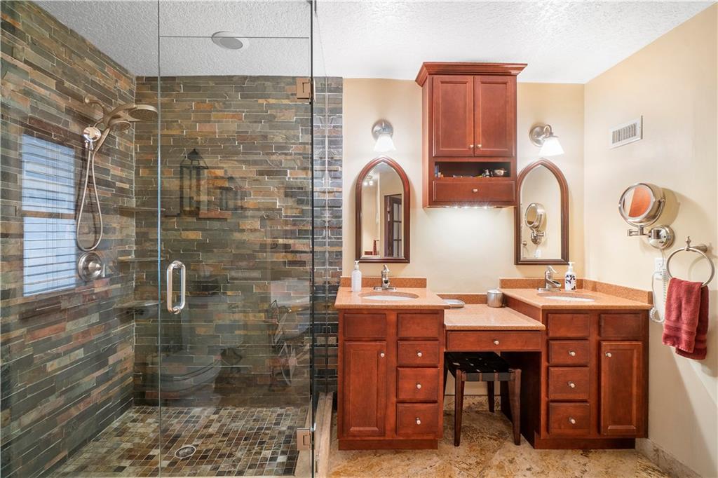 Ramblewood 76-49 B - Residential