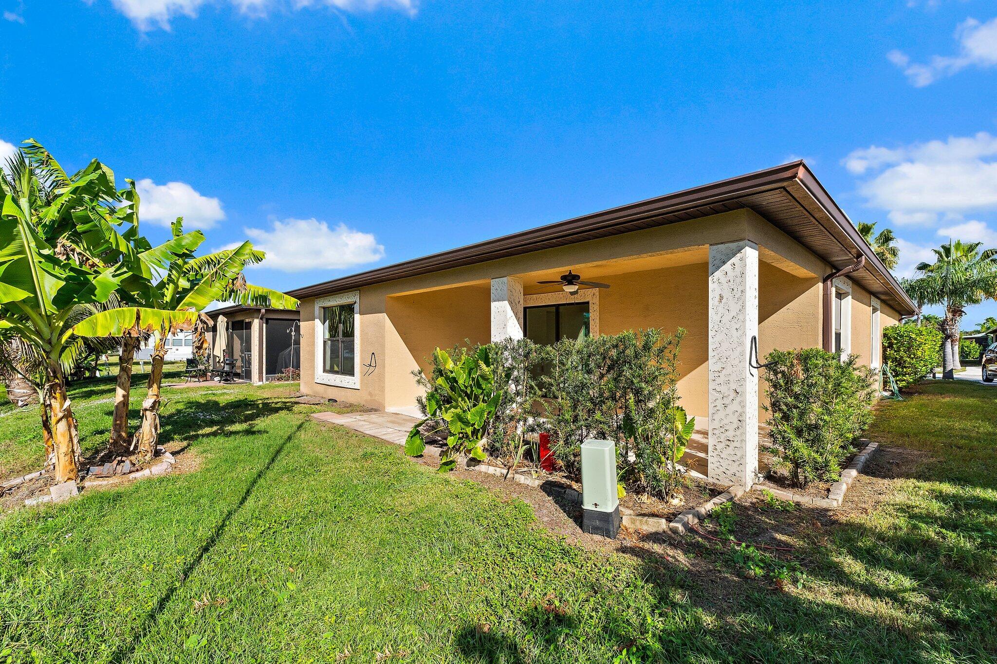 SPANISH LAKES ONE LEASEHOLD ESTATES - Residential