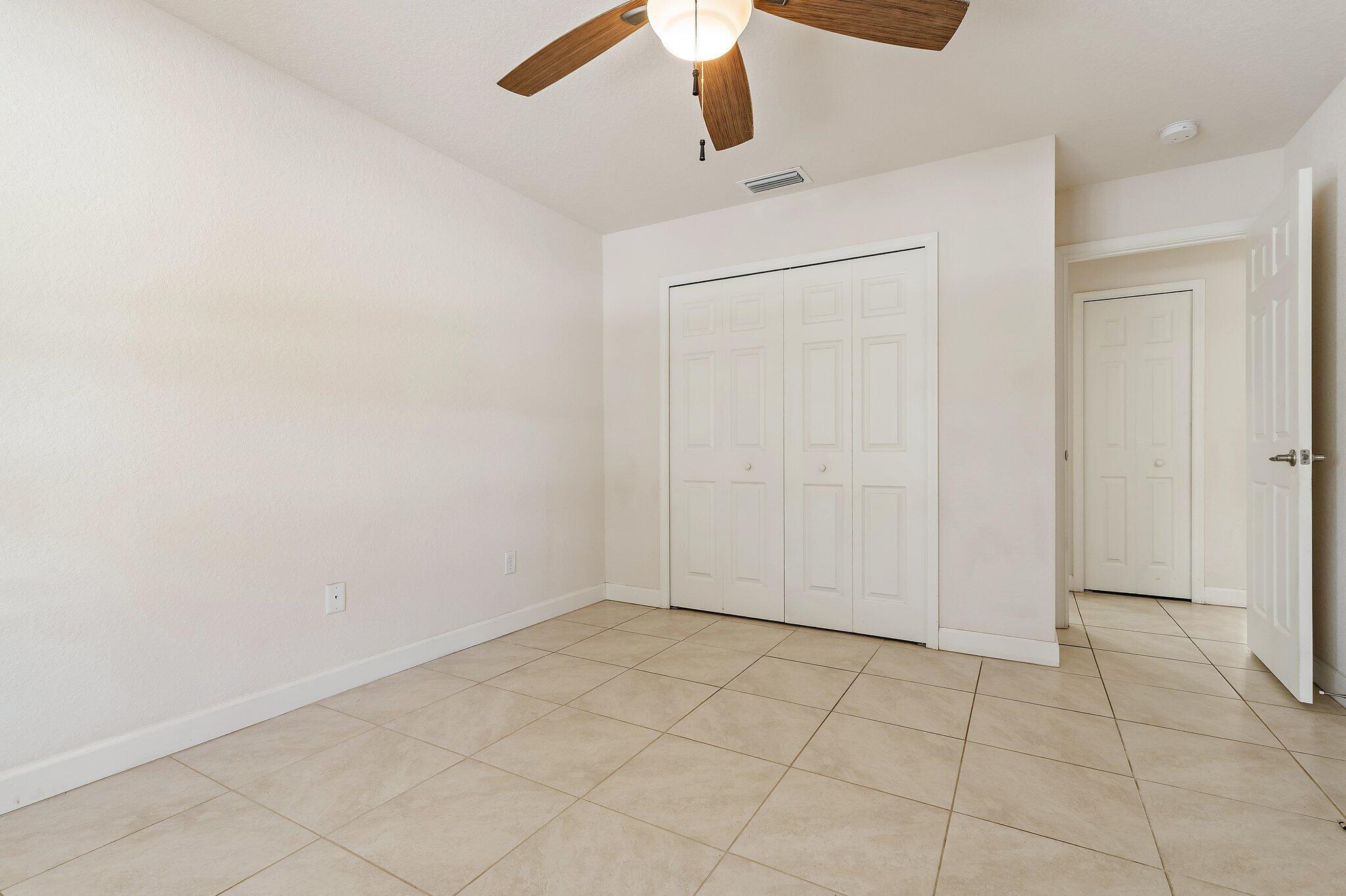 SPANISH LAKES ONE LEASEHO - Residential