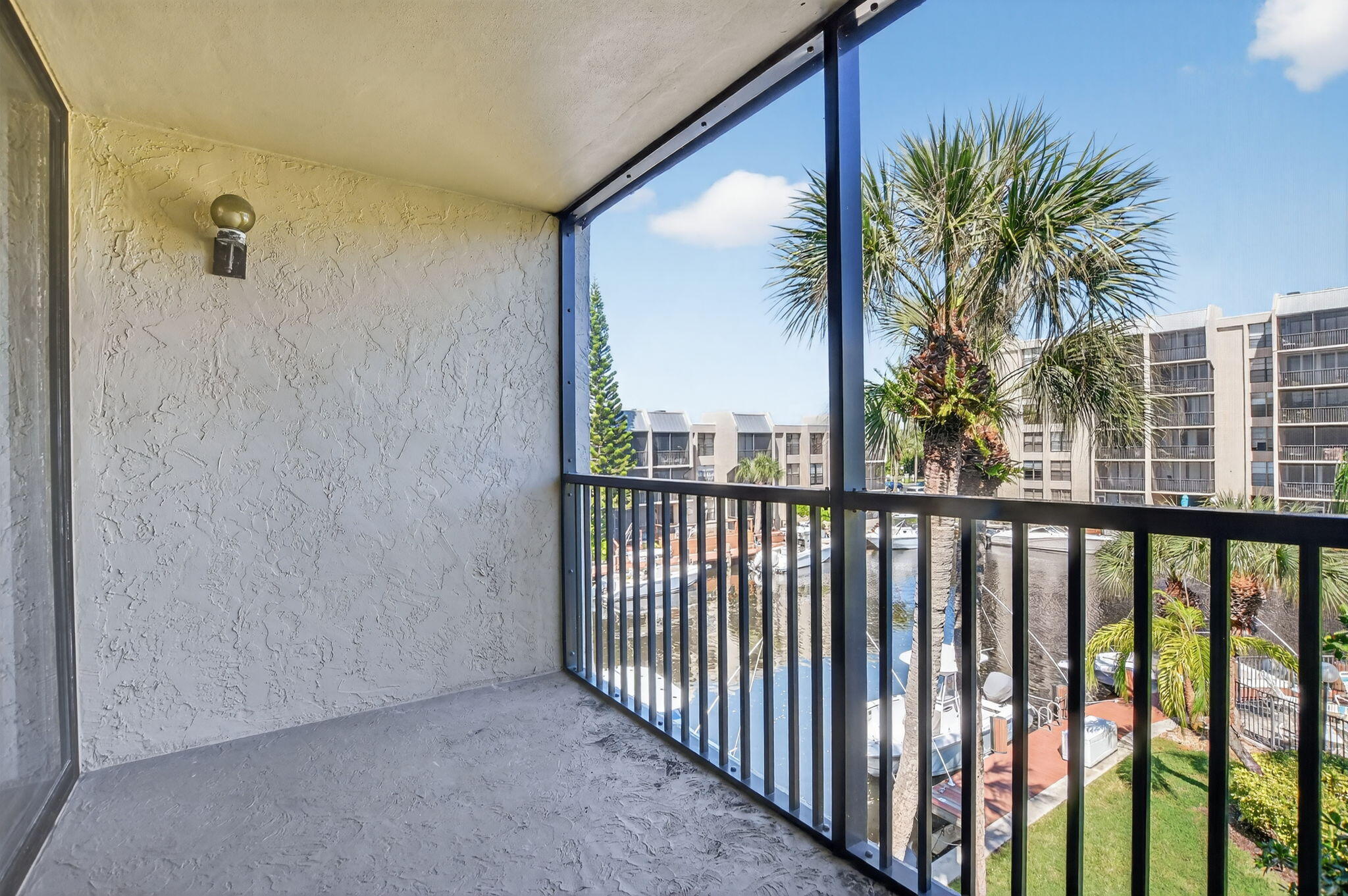 BOCA BAYOU CONDO - Residential Lease