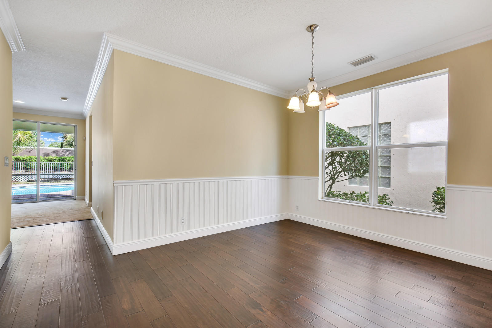 Magnolia - Residential